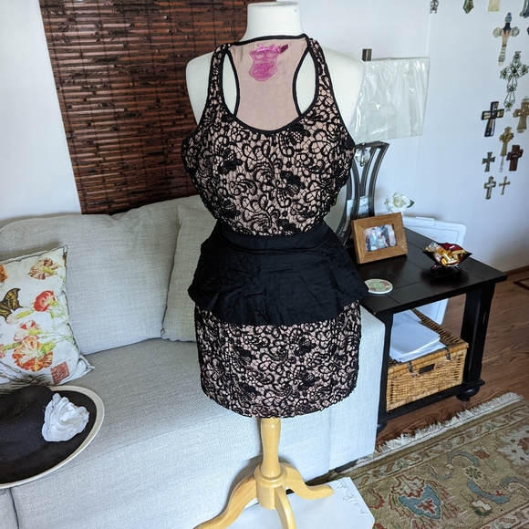 Twelve by Twelve Dresses & Skirts - Vintage Twelve by Twelve Dress.   A118